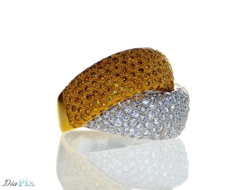 Ring 18kw+y gold s/w Natural fancy yellow diamond & white diamond