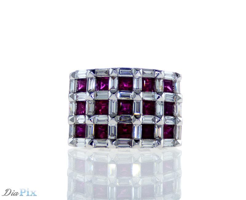 Ring 18KW GOLD s/w Ruby & Diamond