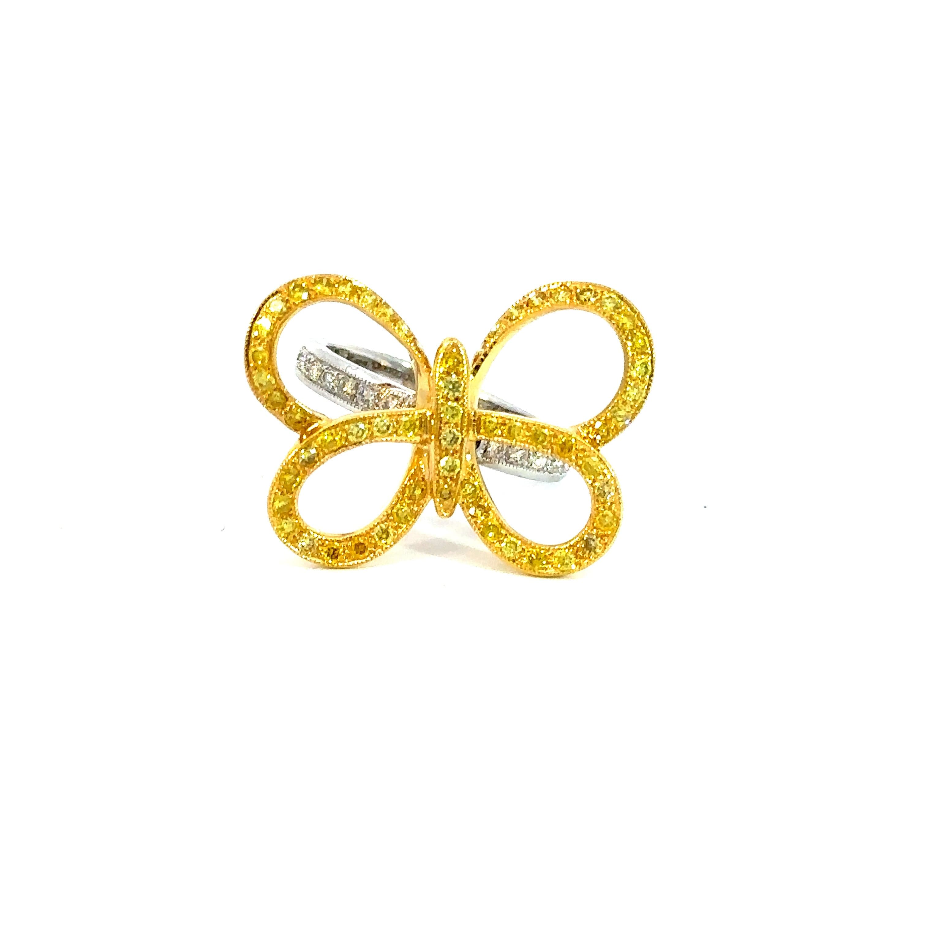 Ring 18KWYPGOLD s/w Natural Fancy Diamond &White Diamond.