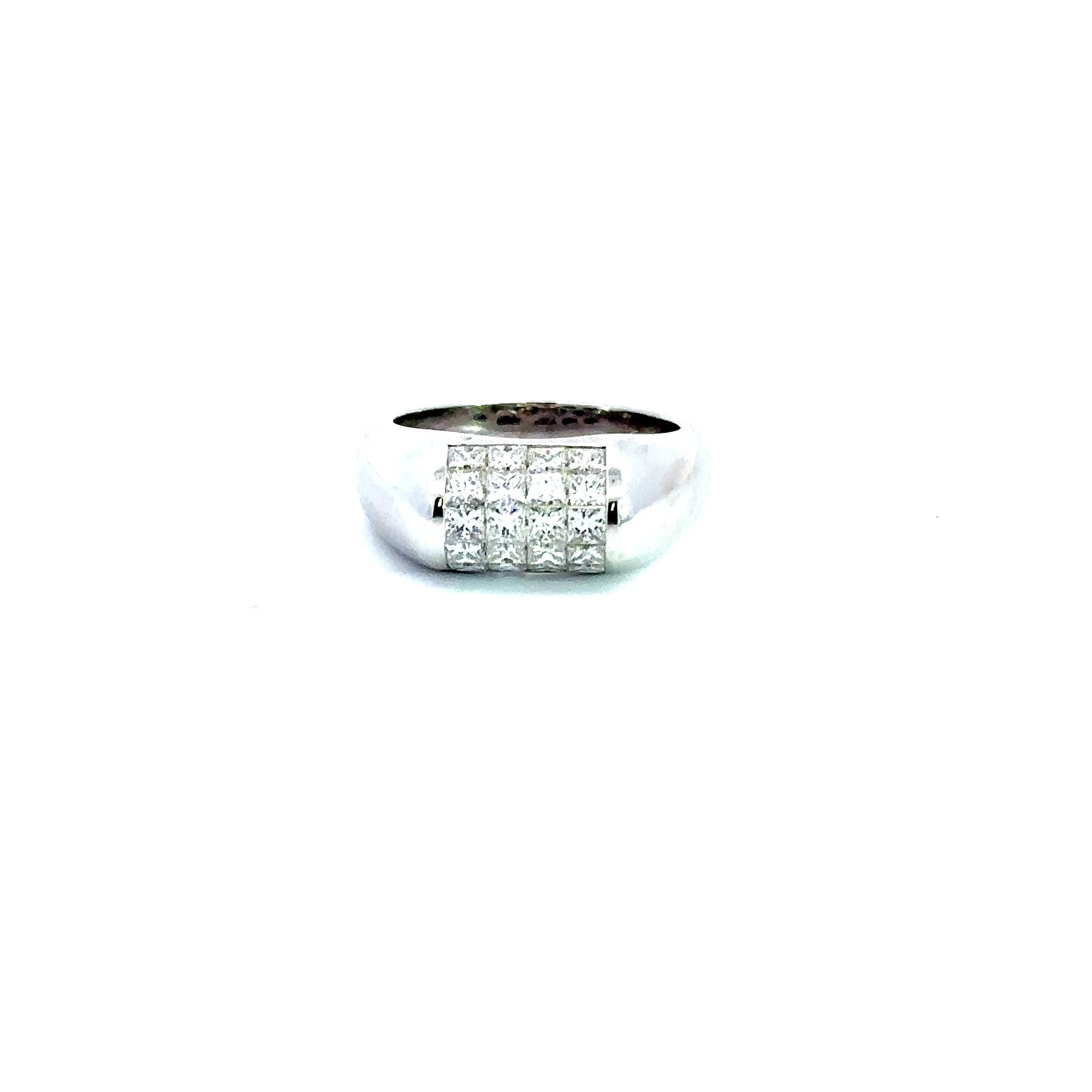 Ring 18KWGOLD s/w Invisible Princess Diamond.