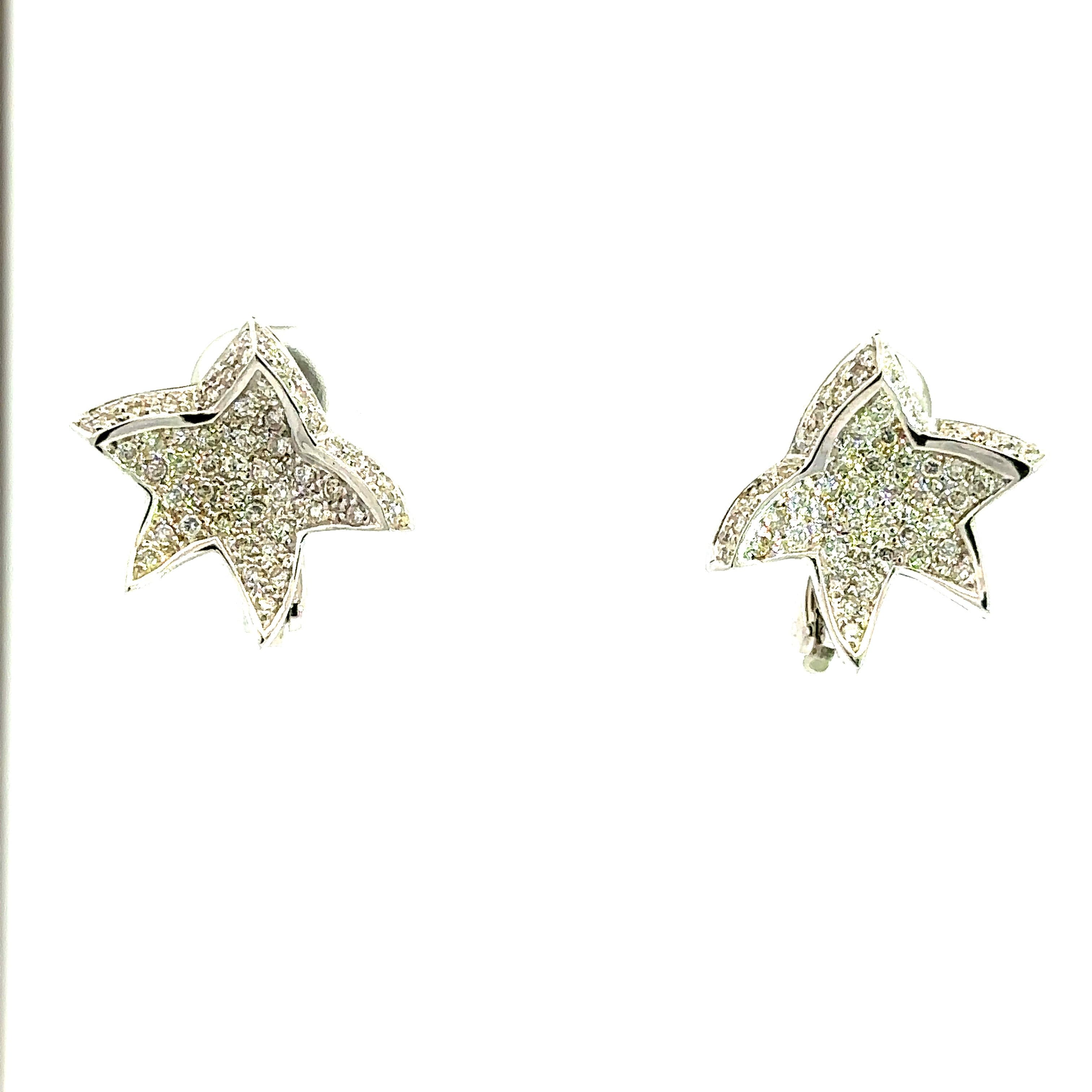 Earrings 18KWGOLD s/w Diamond.